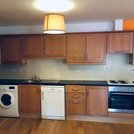 Apartment 8, Clifden Bay Apartments Extérieur photo
