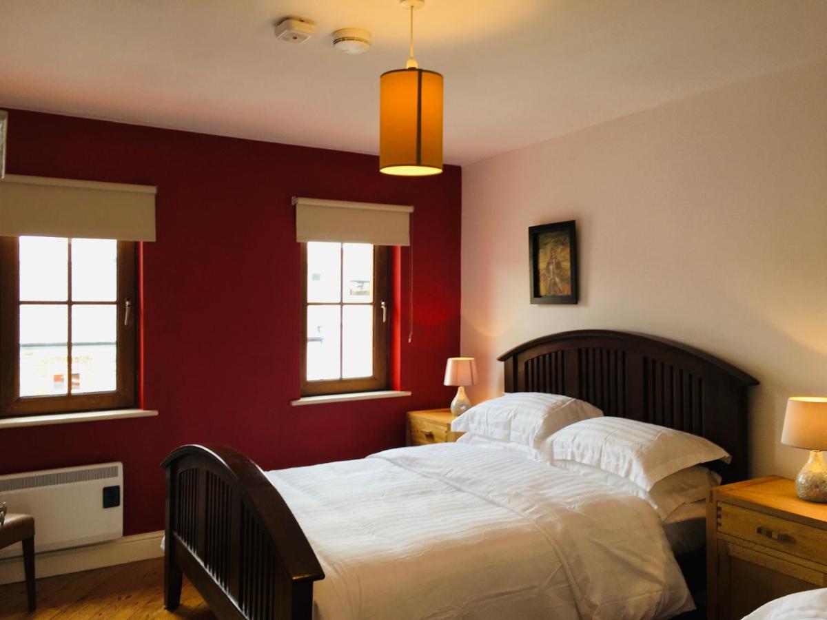 Apartment 8, Clifden Bay Apartments Extérieur photo